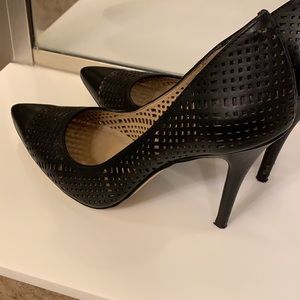 BCBG pumps